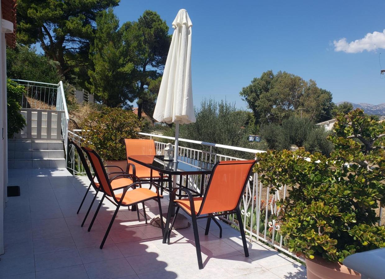 Malibu Studios & Apartments Lassi  Luaran gambar