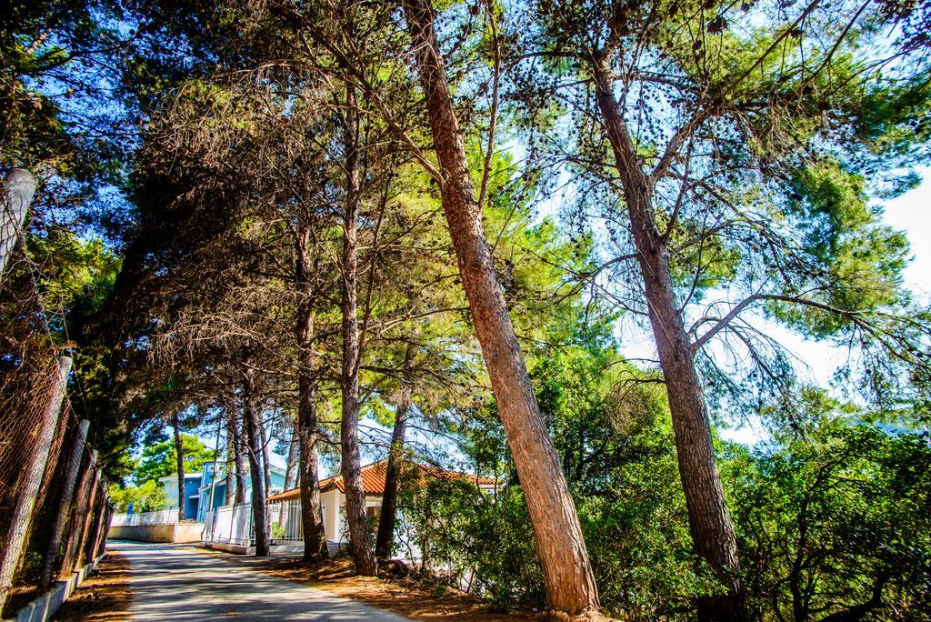 Malibu Studios & Apartments Lassi  Luaran gambar