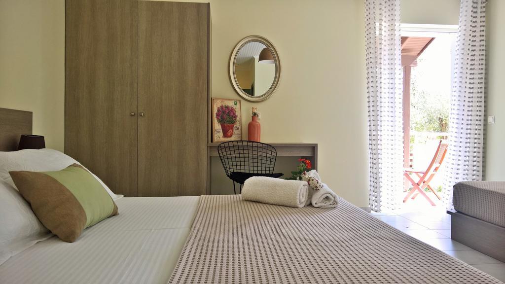 Malibu Studios & Apartments Lassi  Luaran gambar